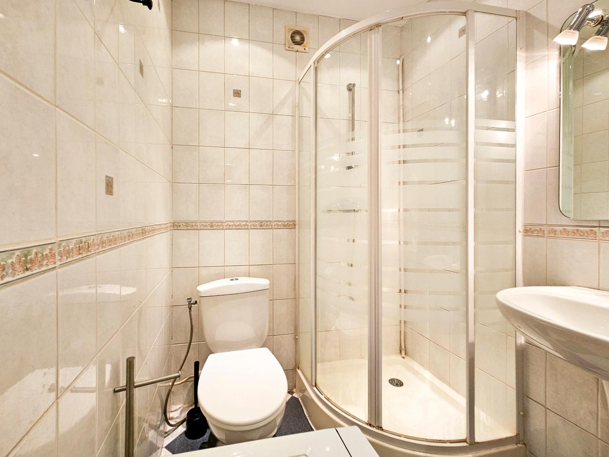 Alba Low Budget 2 Pers Wifi Ac Nizza